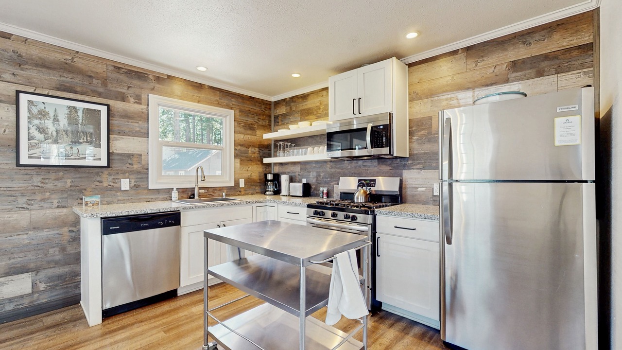 Photo of Kitchen in Lakeside Park