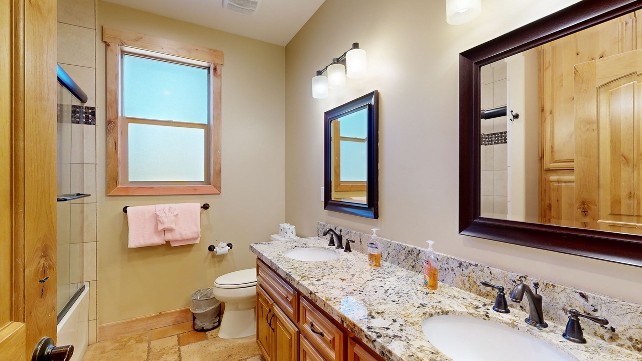 Photo of Bathroom in Montgomery Estates