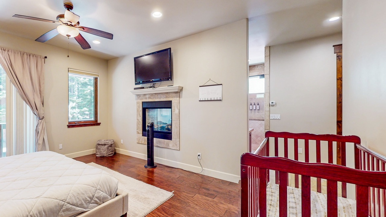 Photo of Bedroom in North Upper Truckee