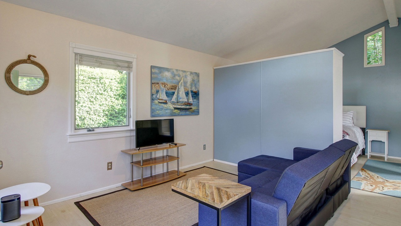 Photo of Livingroom in West Beach