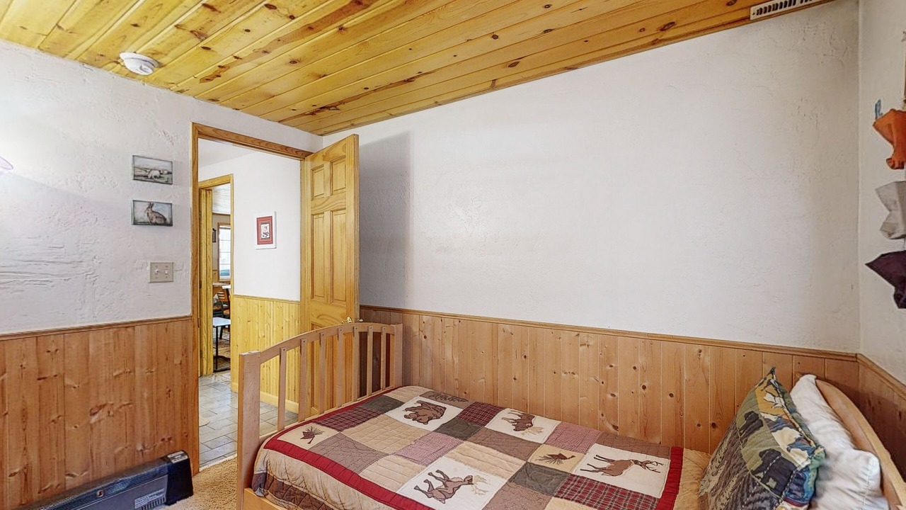 Photo of Bedroom in Black Bart
