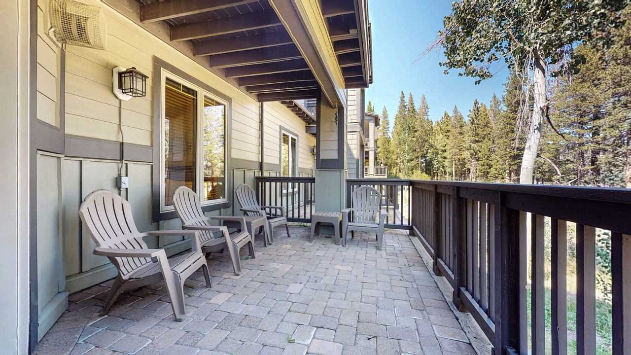 Photo of Patio Balcony in Mammoth Lakes