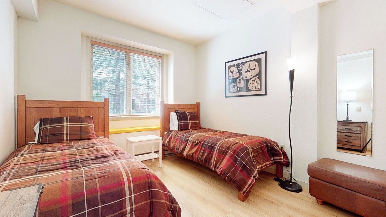 Photo of Bedroom in Mammoth Lakes