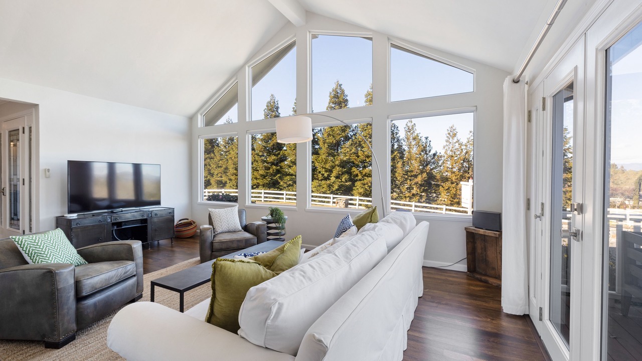 Photo of Livingroom in Windsor