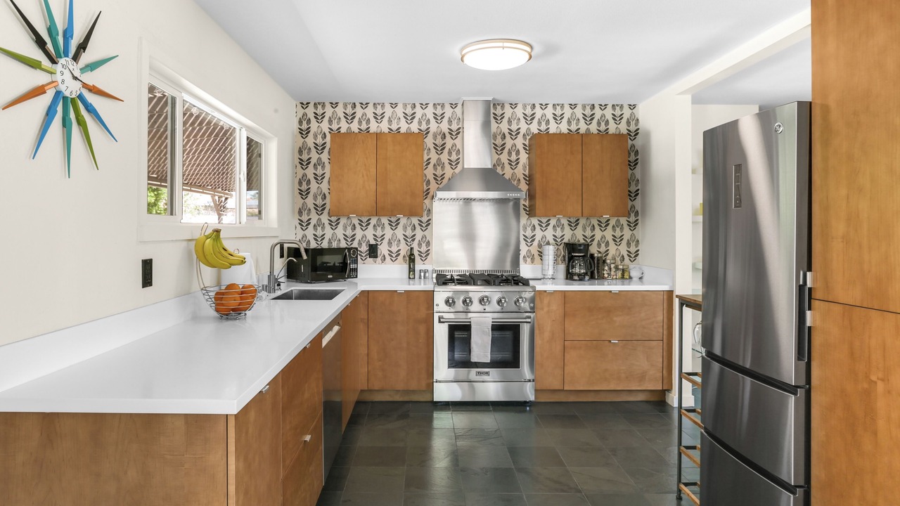 Photo of Kitchen in Racquet Club South
