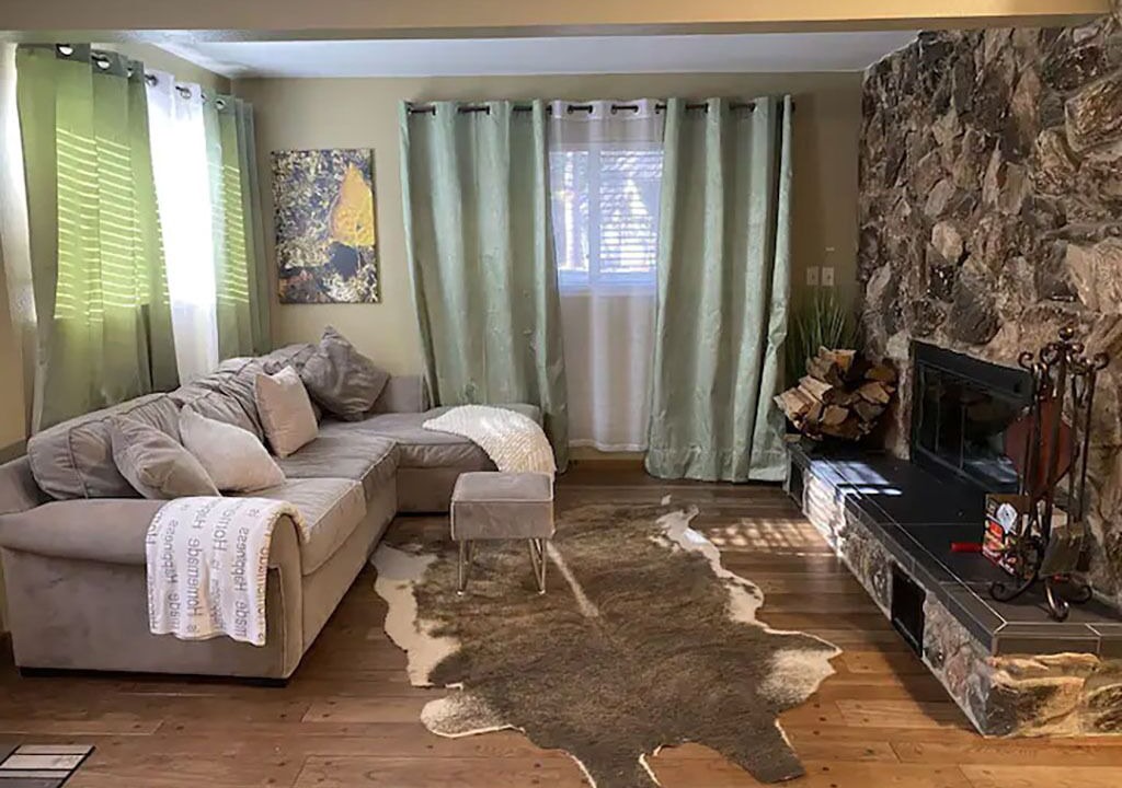 Photo of Livingroom in Glencoe