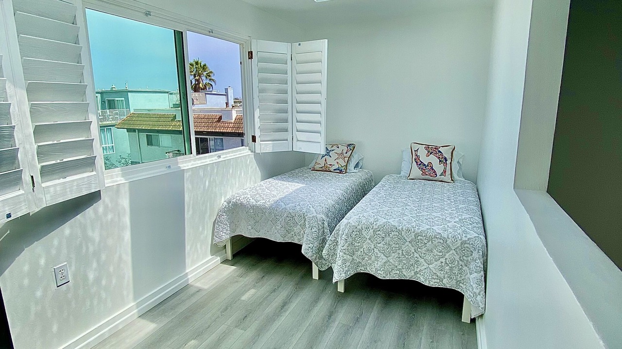 Photo of Bedroom in Marina Peninsula