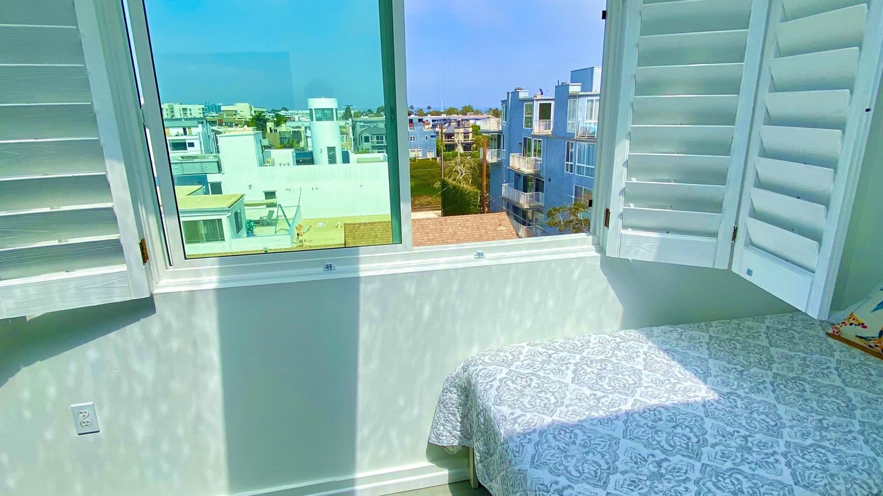 Photo of Bedroom in Marina Peninsula
