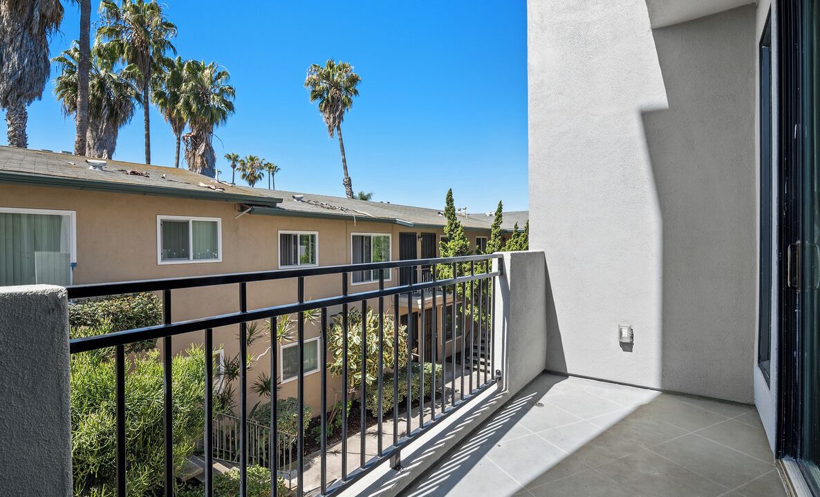 Photo of Outdoor in Corridor
