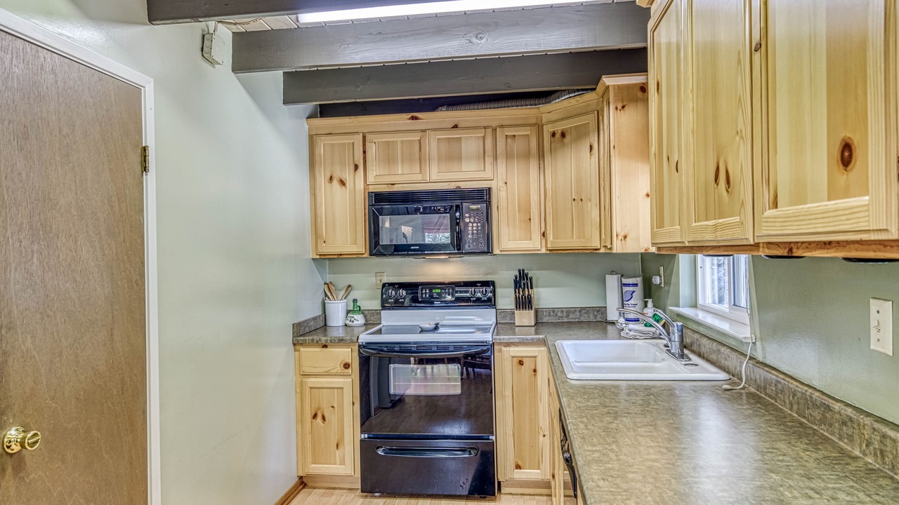 Photo of Kitchen in Big Creek