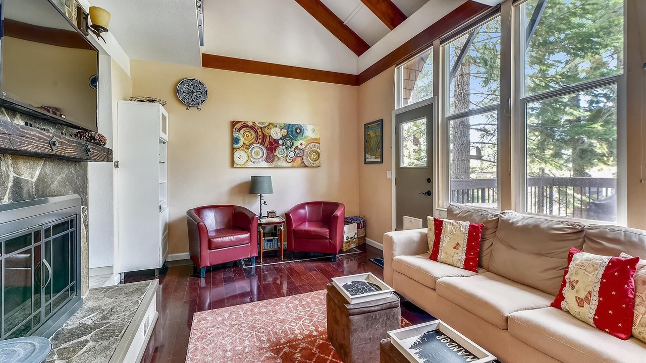 Photo of Bedroom in Dollar Point