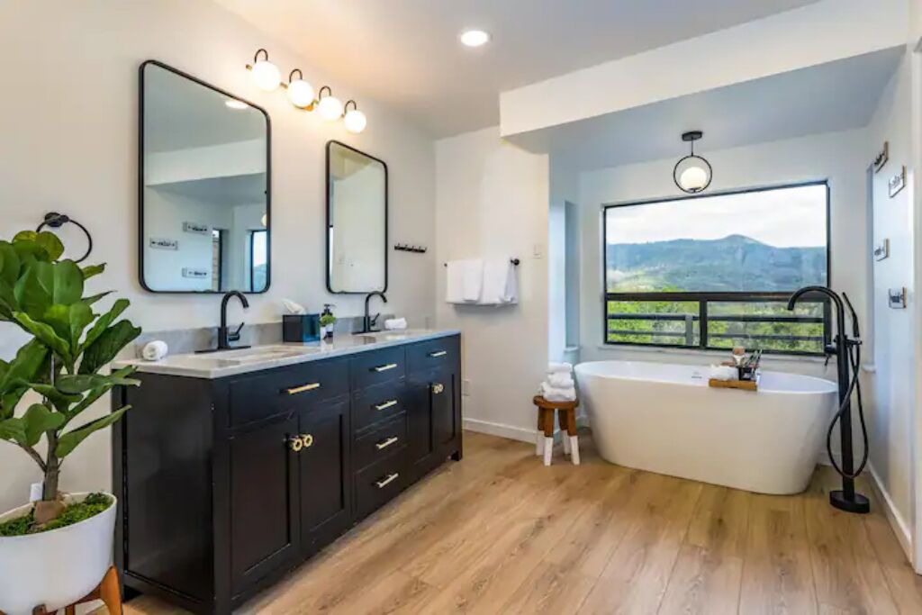 Photo of Bathroom in Yosemite Forks