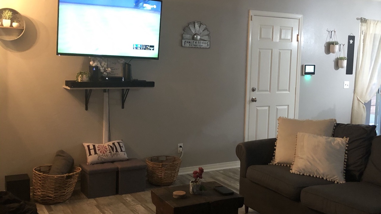 Photo of Livingroom in Apple Valley