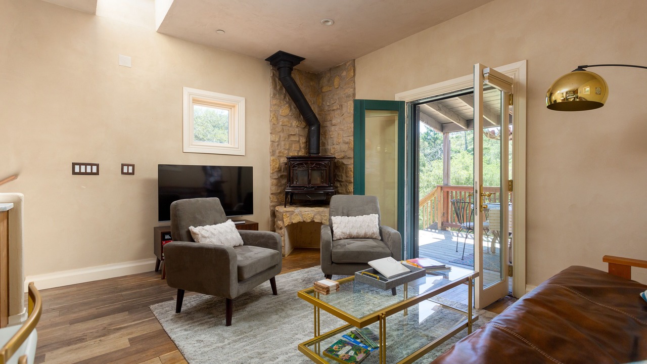 Photo of Bedroom in Redwood City