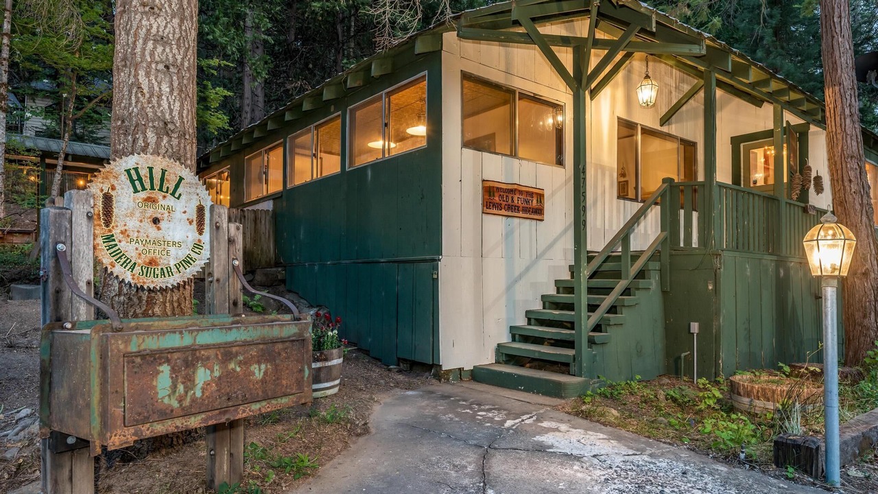 Photo of Others in Sugar Pine