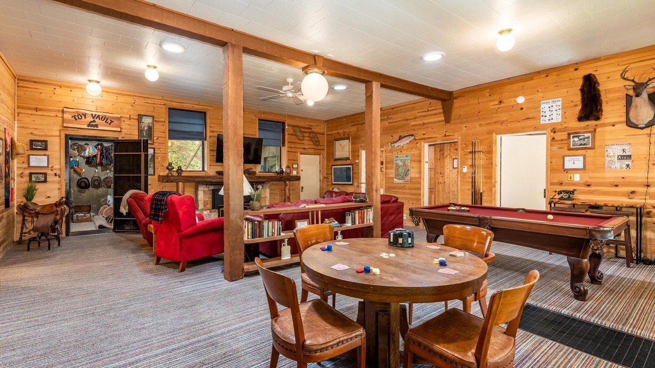 Photo of Outdoor in Sugar Pine