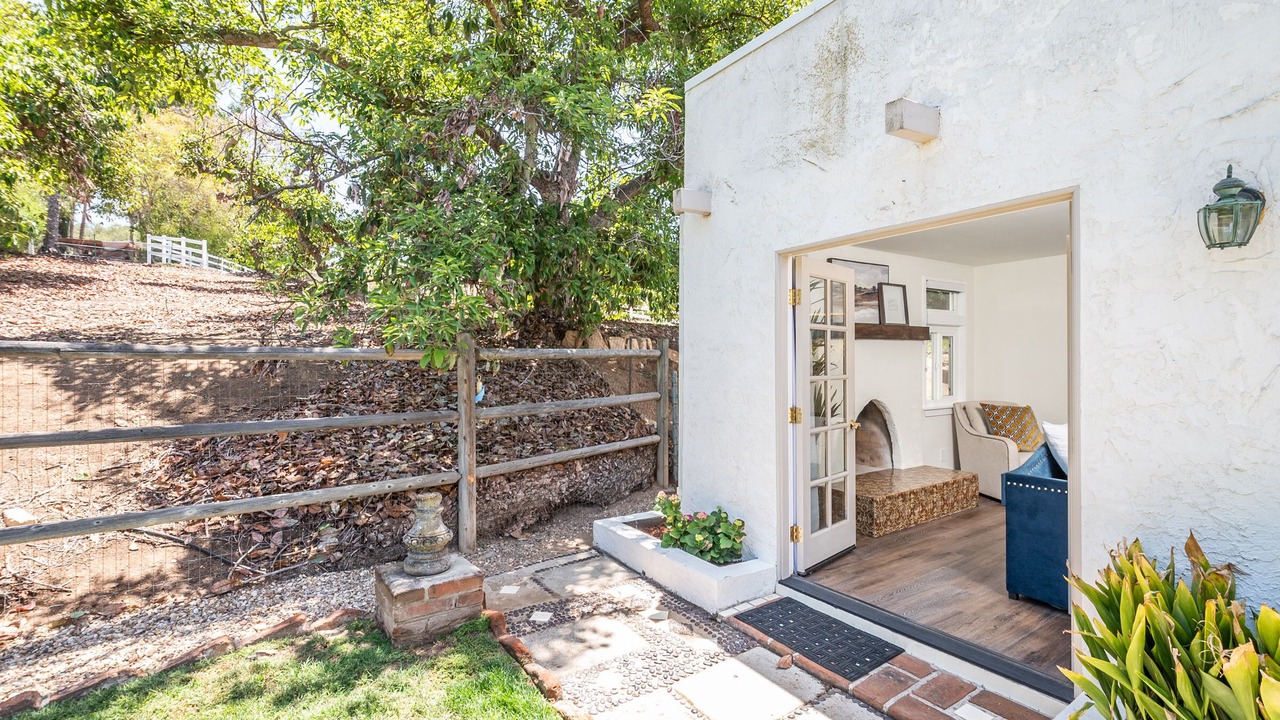 Photo of Patio Balcony in East Canyon