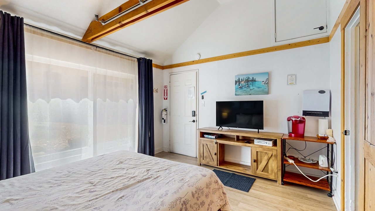 Photo of Bedroom in Kings Beach