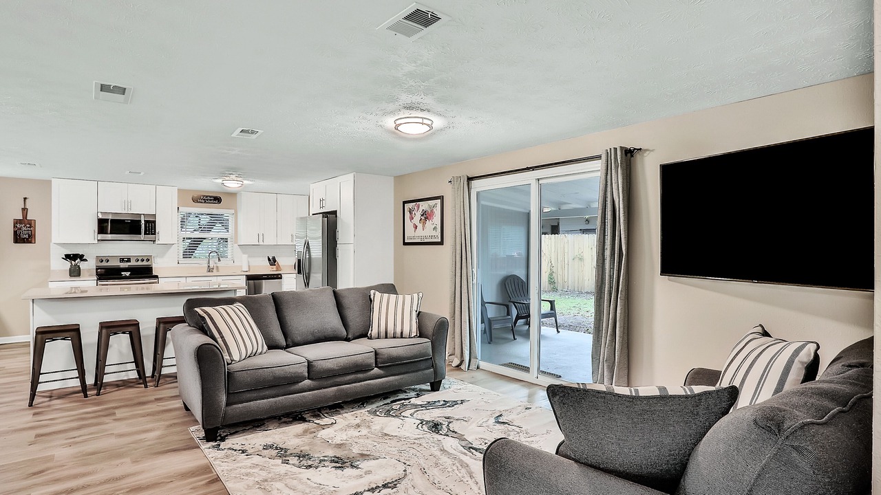 Photo of Livingroom in Orange Park
