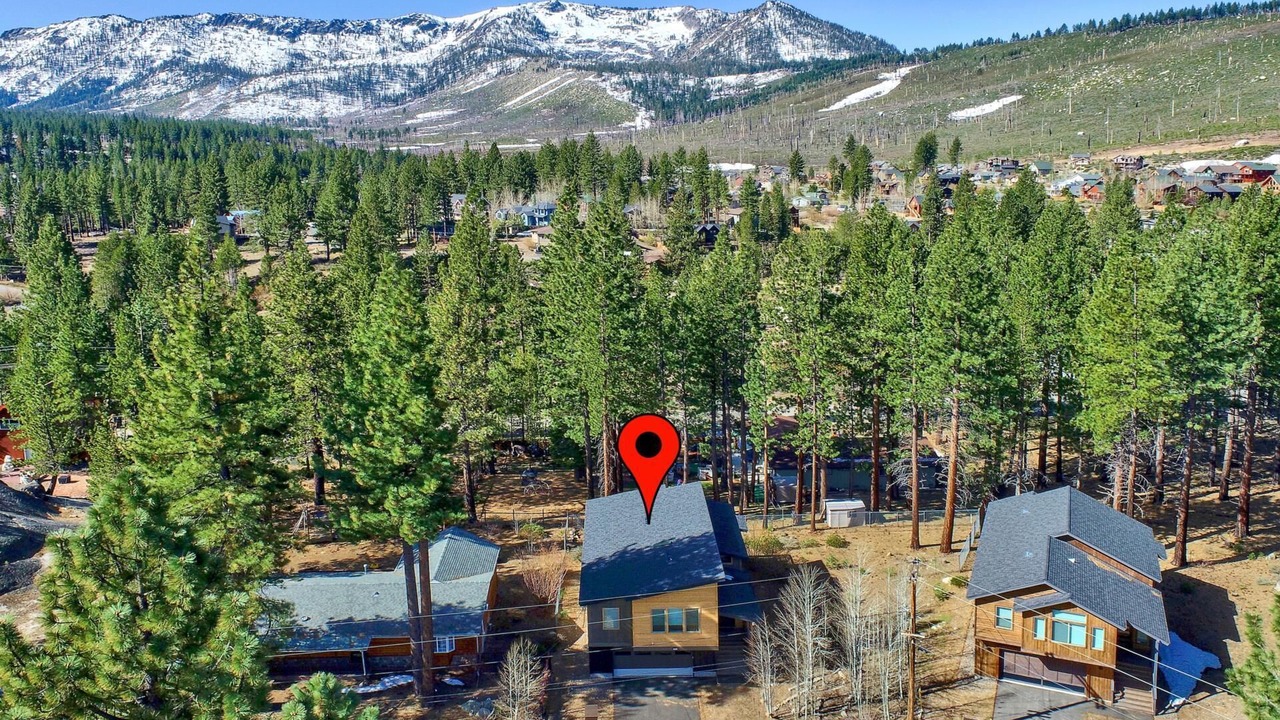 Photo of Outdoor in Mountain View Estates