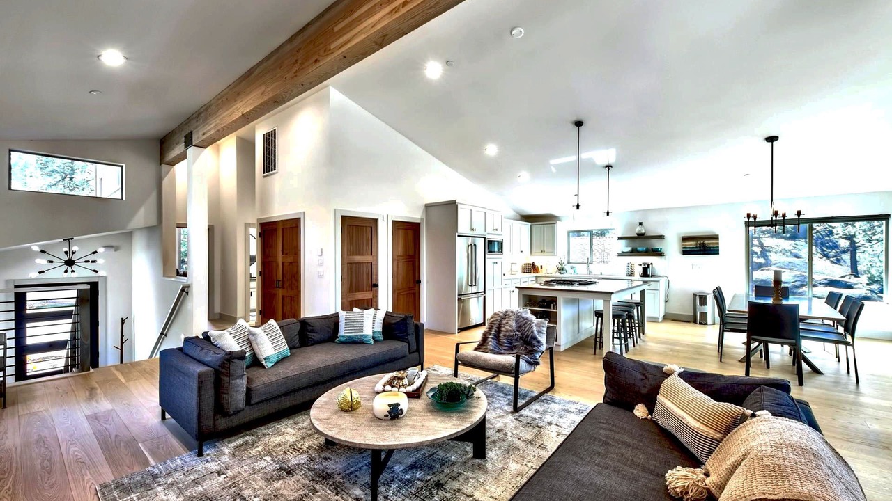 Photo of Livingroom in Mountain View Estates