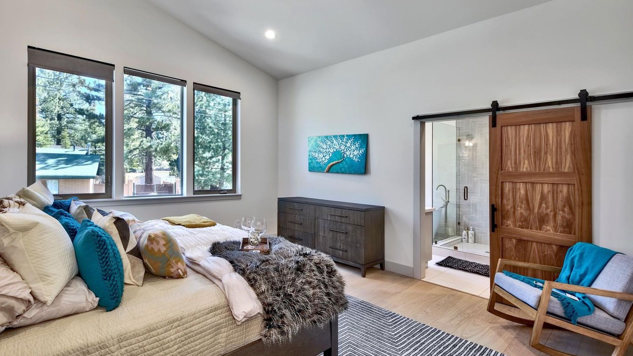 Photo of Bedroom in Mountain View Estates