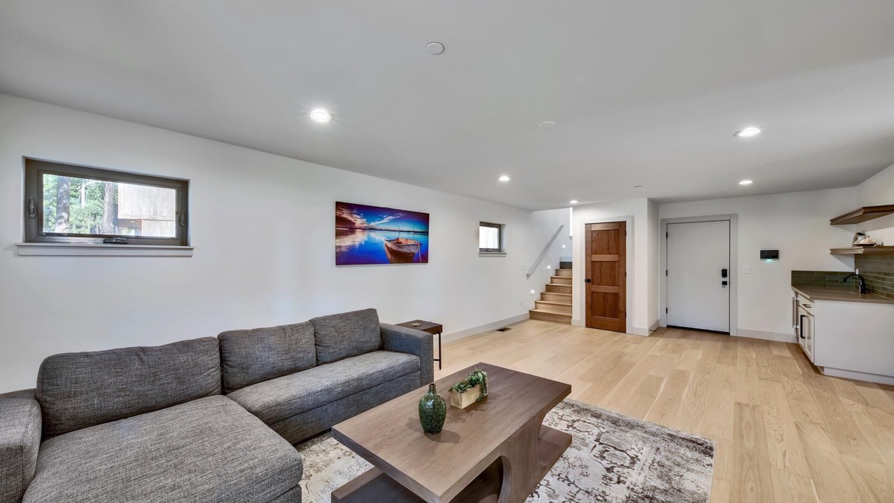 Photo of Livingroom in Mountain View Estates