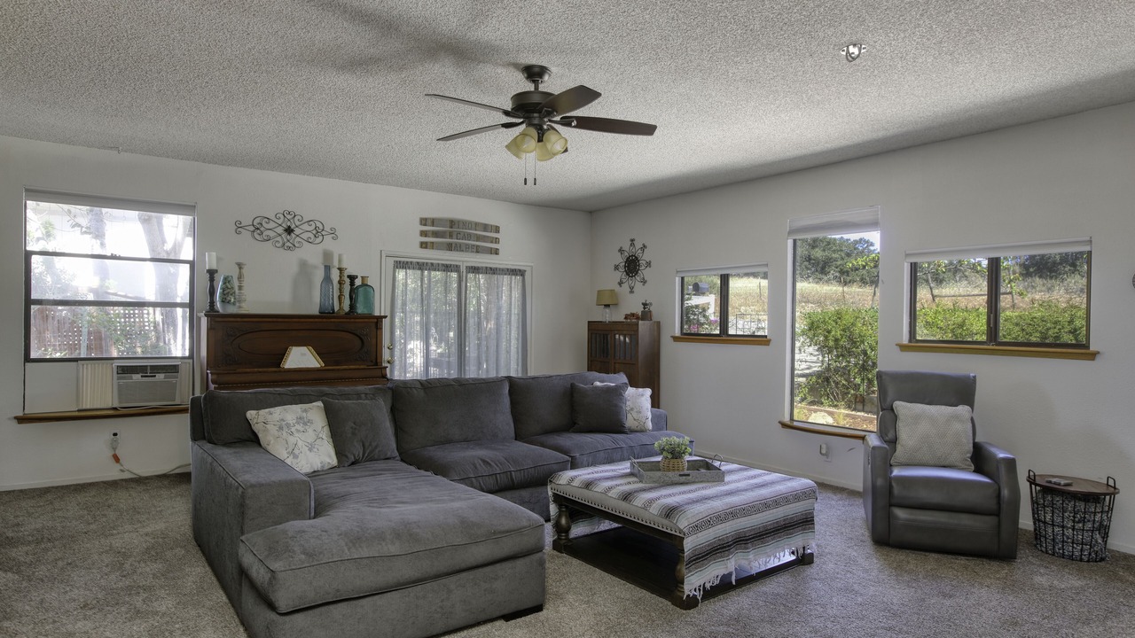 Photo of Livingroom in Arroyo Grande