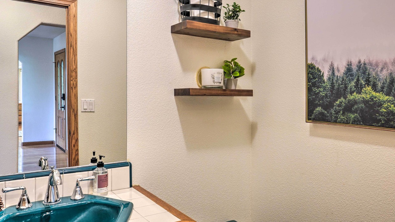 Photo of Bathroom in Apple Hill