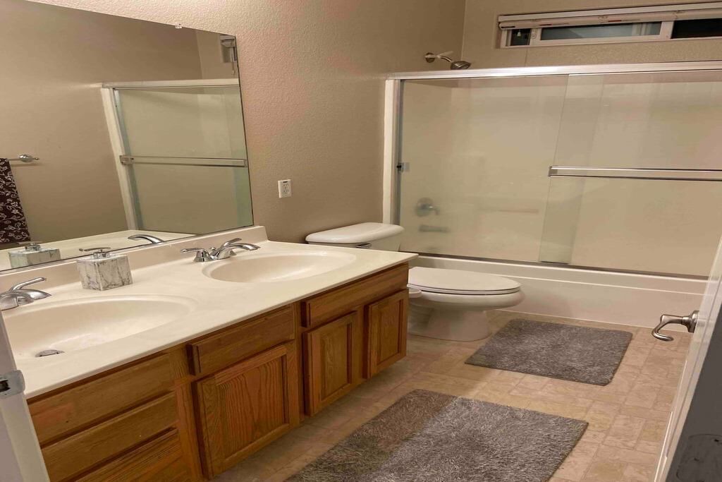 Photo of Bathroom in North Natomas