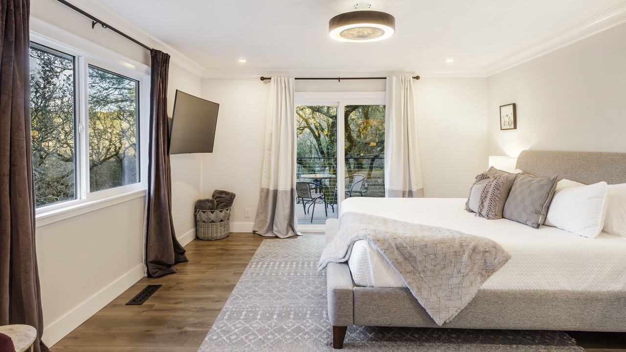 Photo of Bedroom in Larkfield-Wikiup
