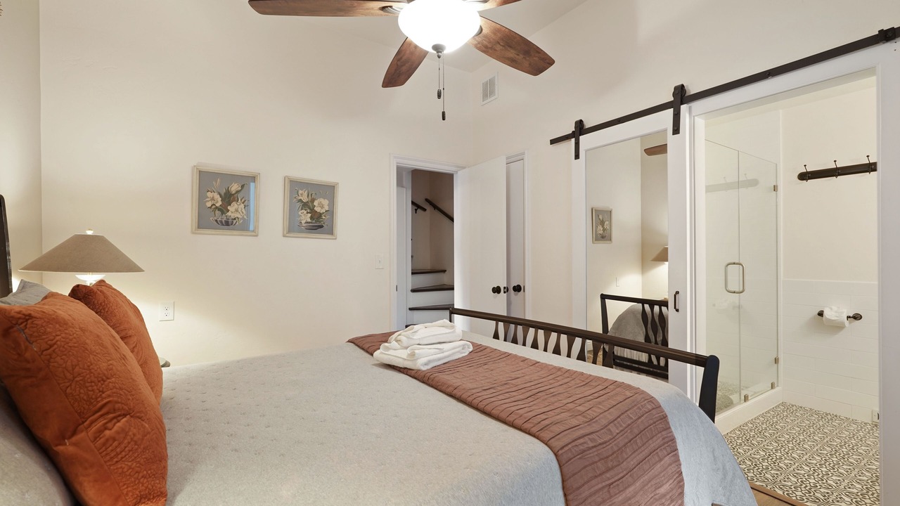 Photo of Bedroom in Lodi