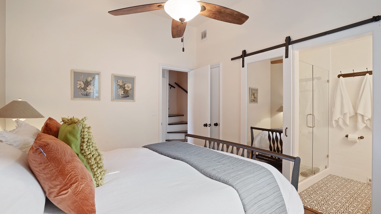 Photo of Bedroom in Lodi