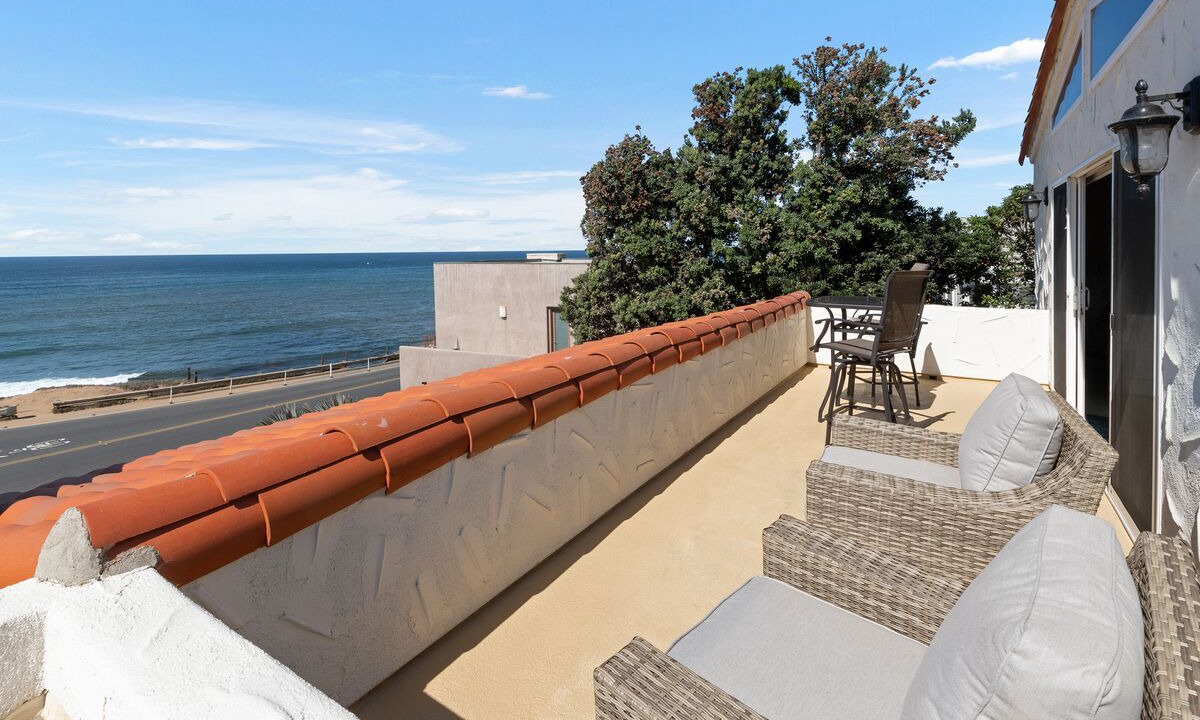 Photo of Patio Balcony in Sunset Cliffs