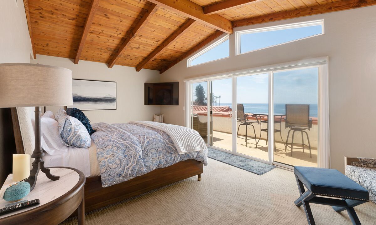 Photo of Bedroom in Sunset Cliffs