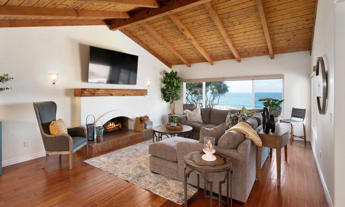 Photo of Livingroom in Sunset Cliffs