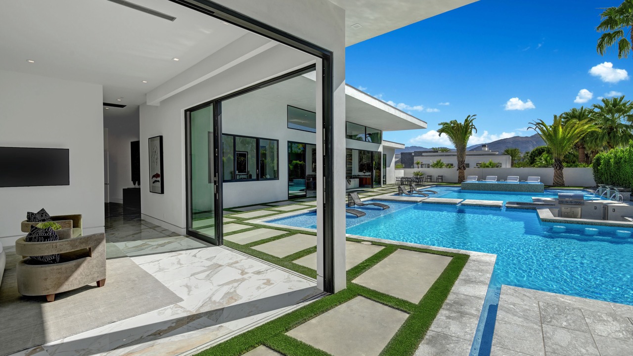 Photo of Outdoor in Magnesia Falls Cove