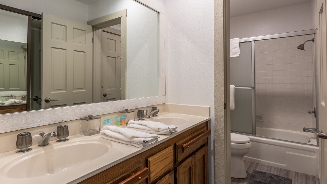 Photo of Bathroom in Mammoth Lakes