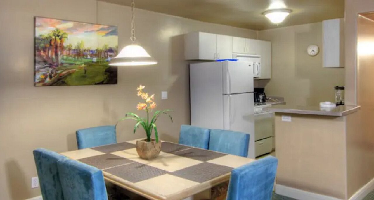 Photo of Bedroom in Canyon Corridor