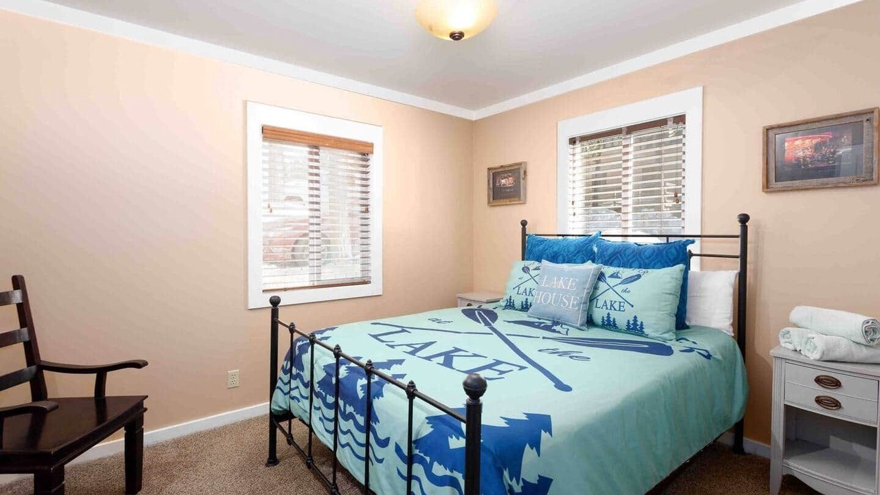 Photo of Bedroom in Cedar Glen