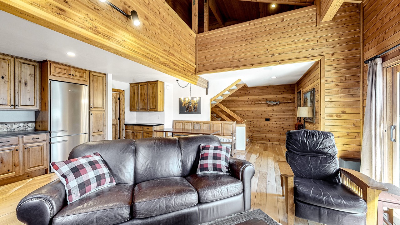 Photo of Livingroom in Mammoth Lakes