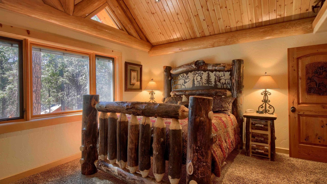 Photo of Bedroom in North Wawona