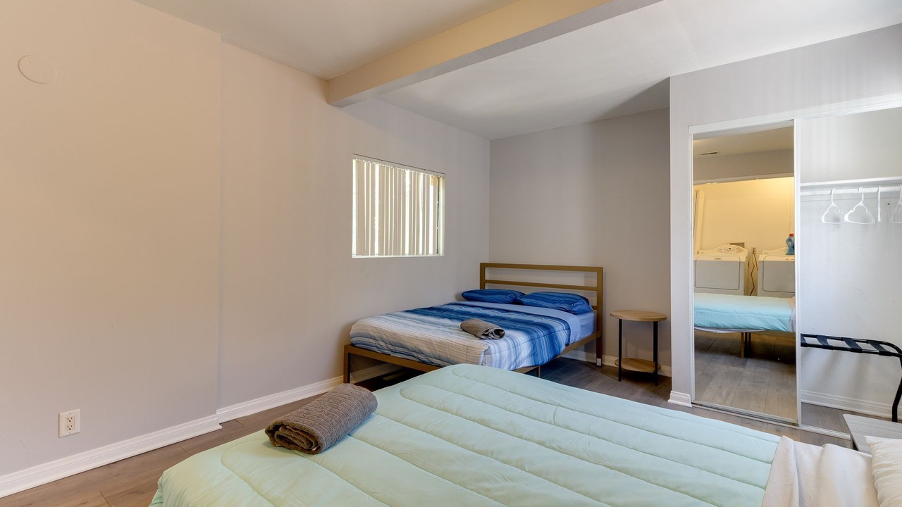 Photo of Bedroom in Woodland Hills