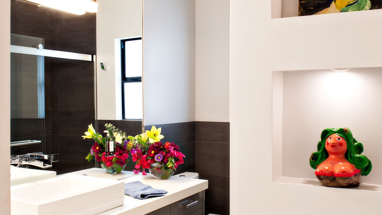 Photo of Bathroom in Mar Vista
