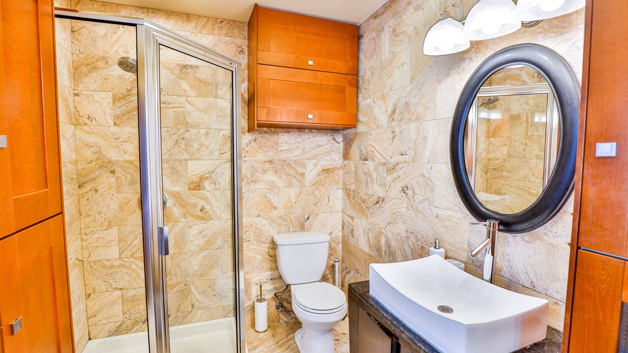 Photo of Bathroom in Orange