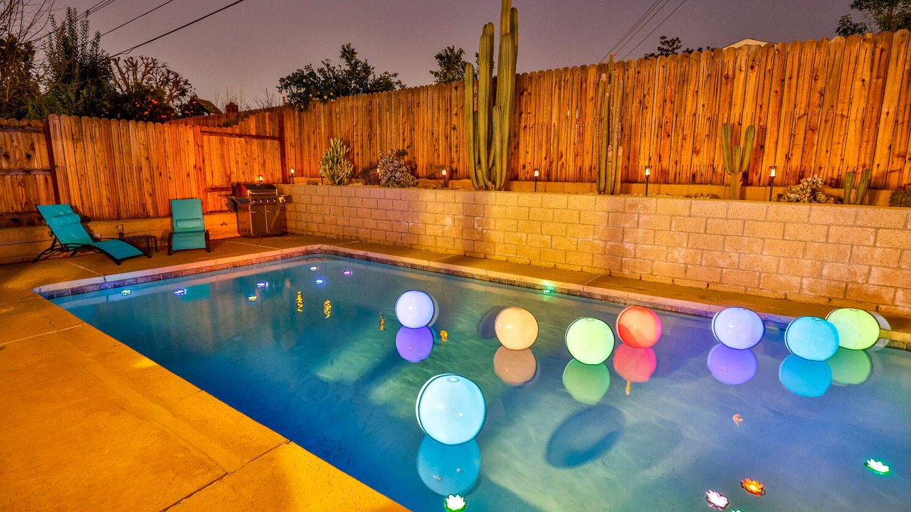 Photo of Outdoor in Orange
