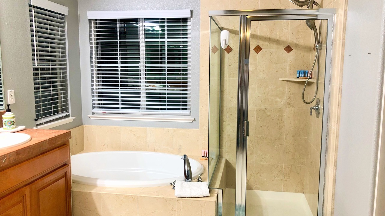 Photo of Bathroom in Tracy