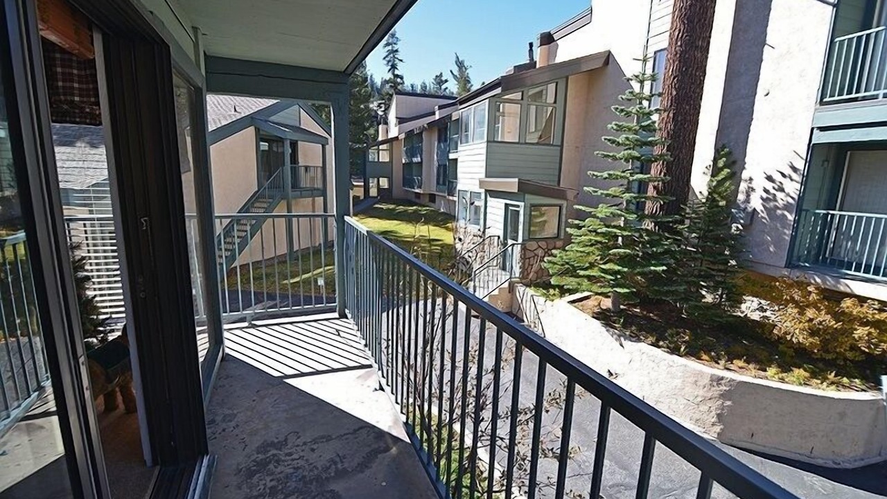 Photo of Patio Balcony in Mammoth Lakes