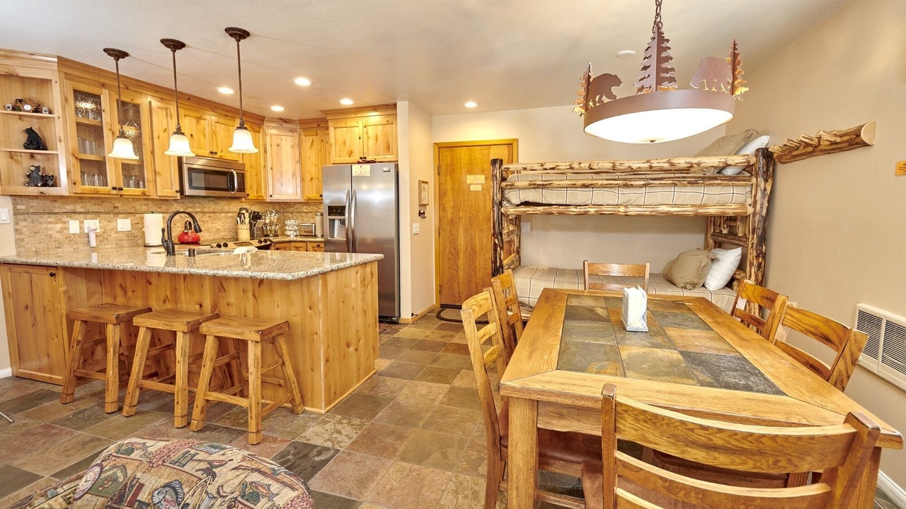 Photo of Bedroom in Mammoth Lakes