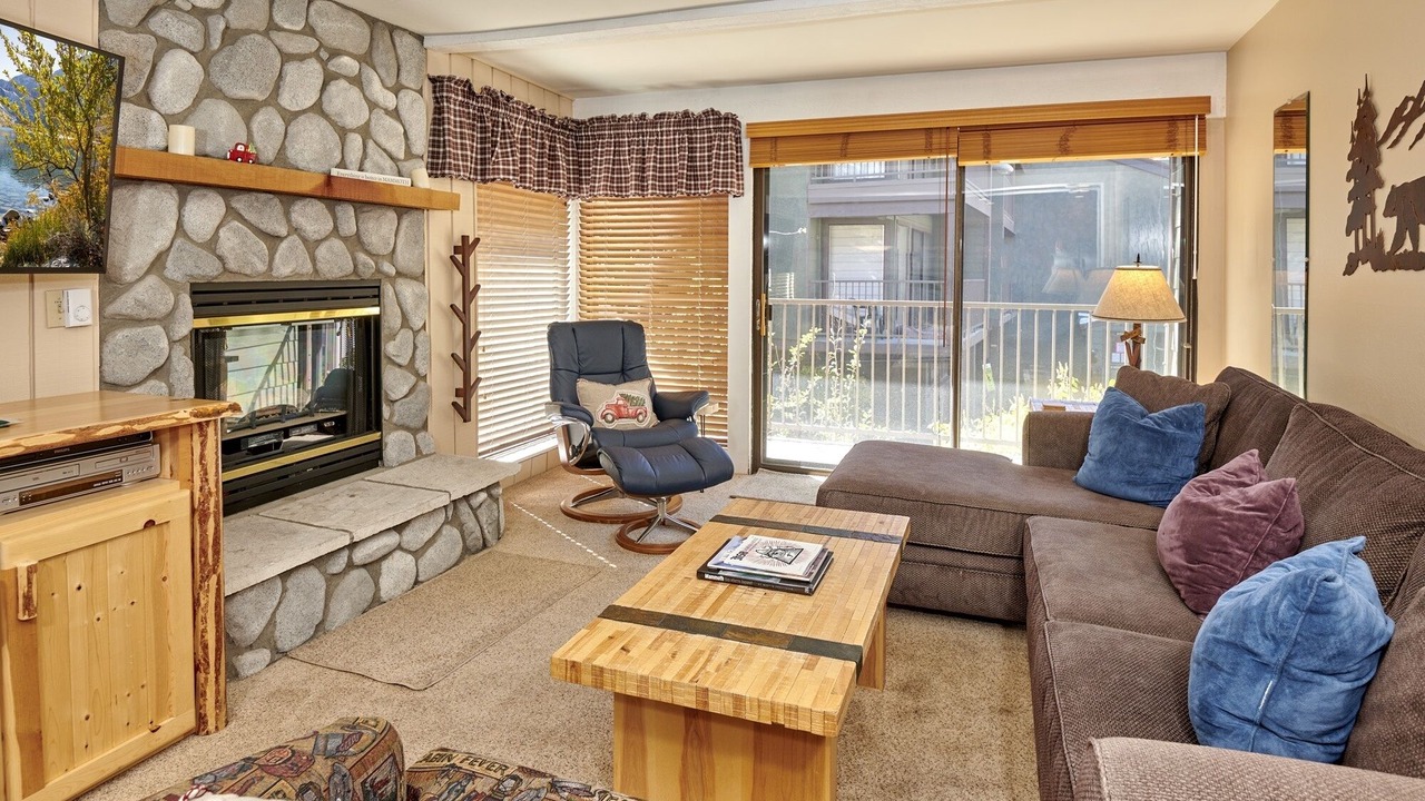 Photo of Bedroom in Mammoth Lakes